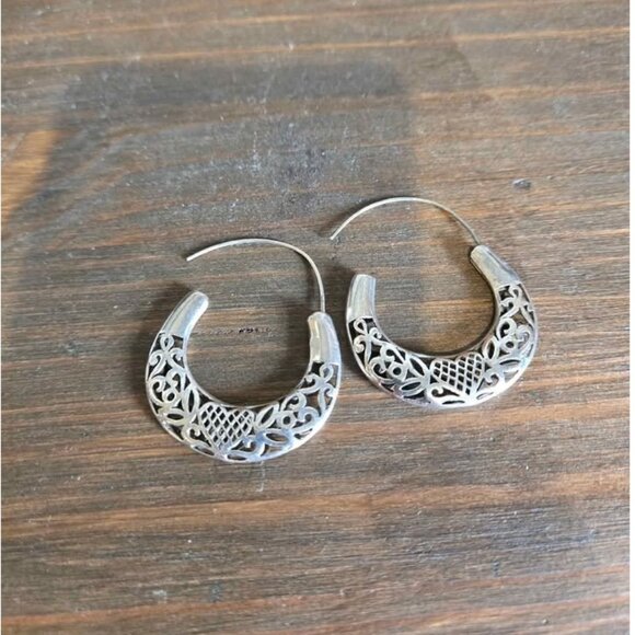 Large Sterling Silver Filigree Hoop Earrings with Heart & Leaf Design - Picture 4 of 7